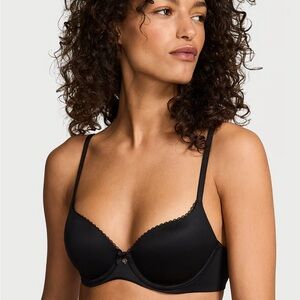 Victoria Secret Smooth Lightly Lined Black Women's Bra Size